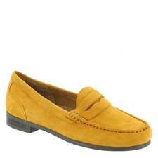 ARRAY  Harper Loafer Womens Slip On
