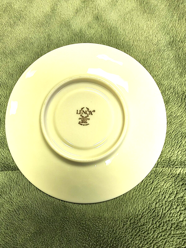 NUOVO piattino Lenox jacquard oro piatto tondo rotoli in rilievo bordo oro - Foto 3 di 4