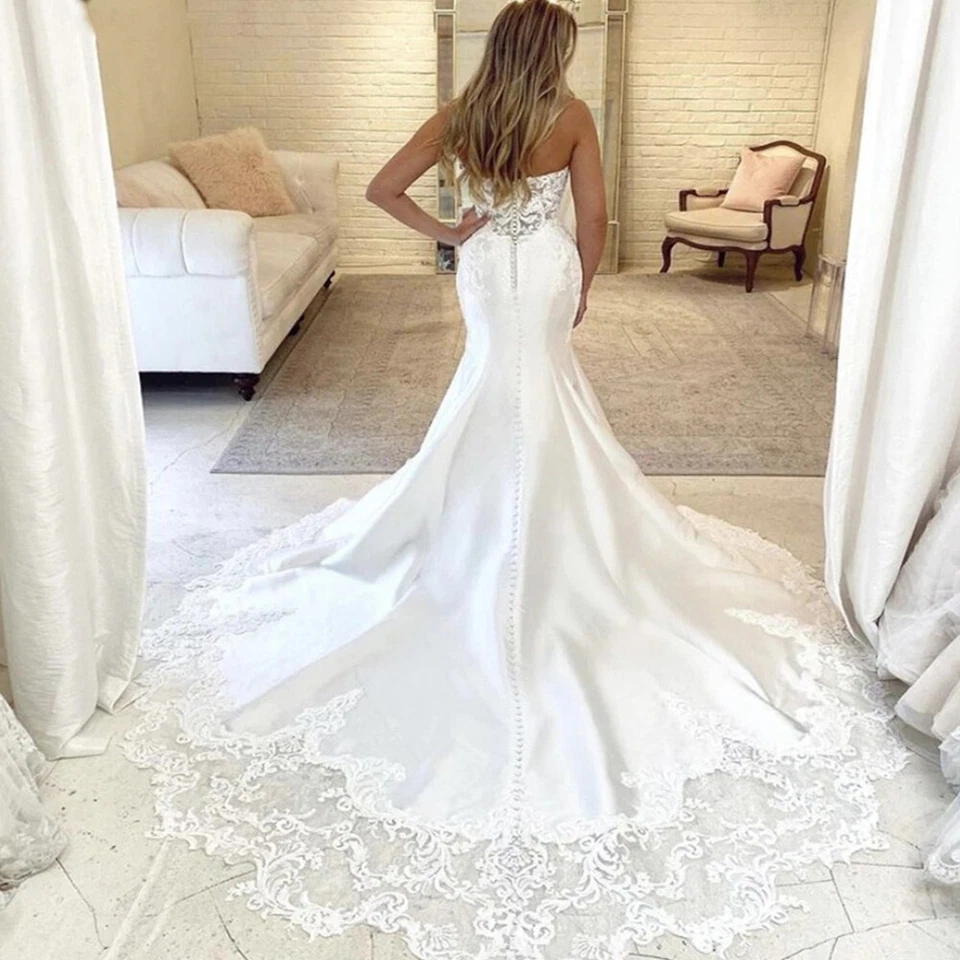Vestidos de novia de sirena de satén sin tirantes de encaje tren de barrido vestidos de novia de playa Foto 2 de 4