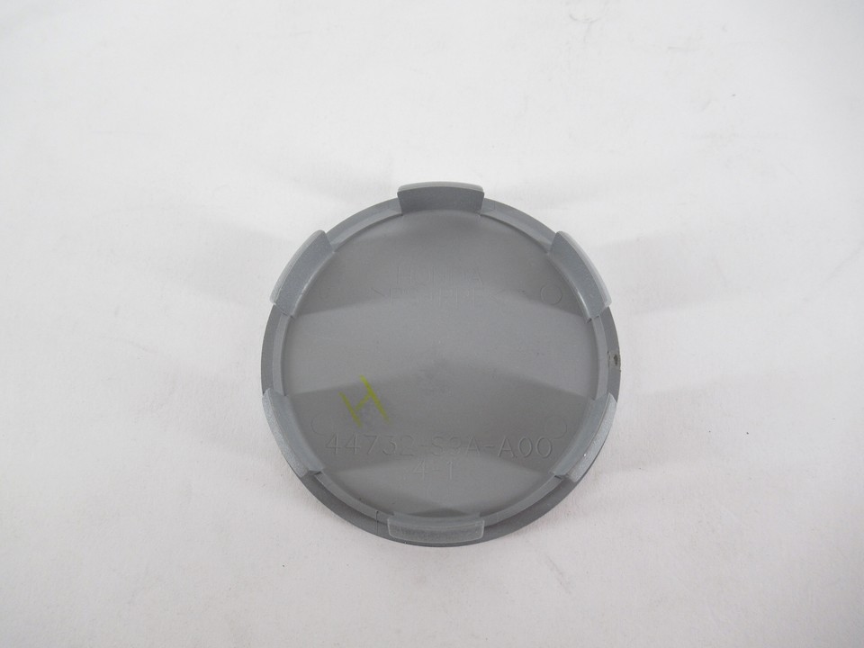 Honda Genuine 44732 S9A A00 Wheel Center Cap