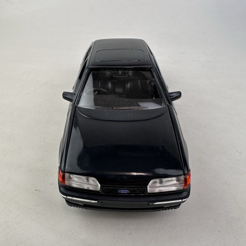 Schabak Diecast Metal 1:25 Scale Ford Scorpio With Box - Picture 12 of 21