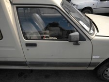 Porte avant et accessoires Renault EXPRESS