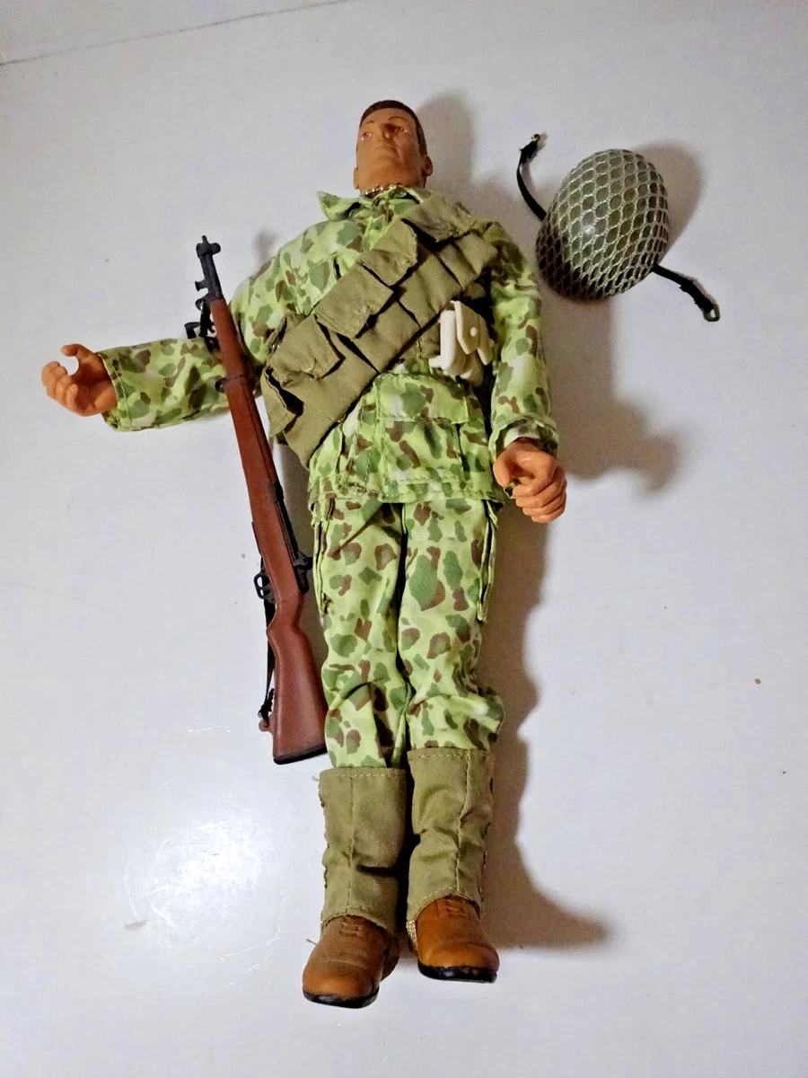 Soldier G.I. Joe Military & Adventure Action Figures 1990 Year