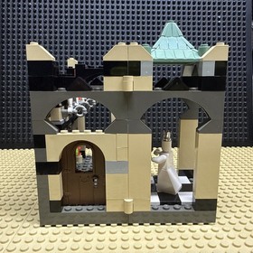 LEGO Collection Cleanout! Harry Potter Set 4704 Chamber Of Winged Keys Complete