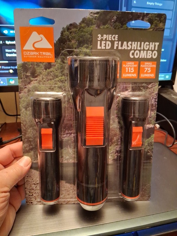 8   3 Pieces LED FLASHLIGHT COMBO  OZARK TRAIL. Includes 6 AA batteries And 2 AA