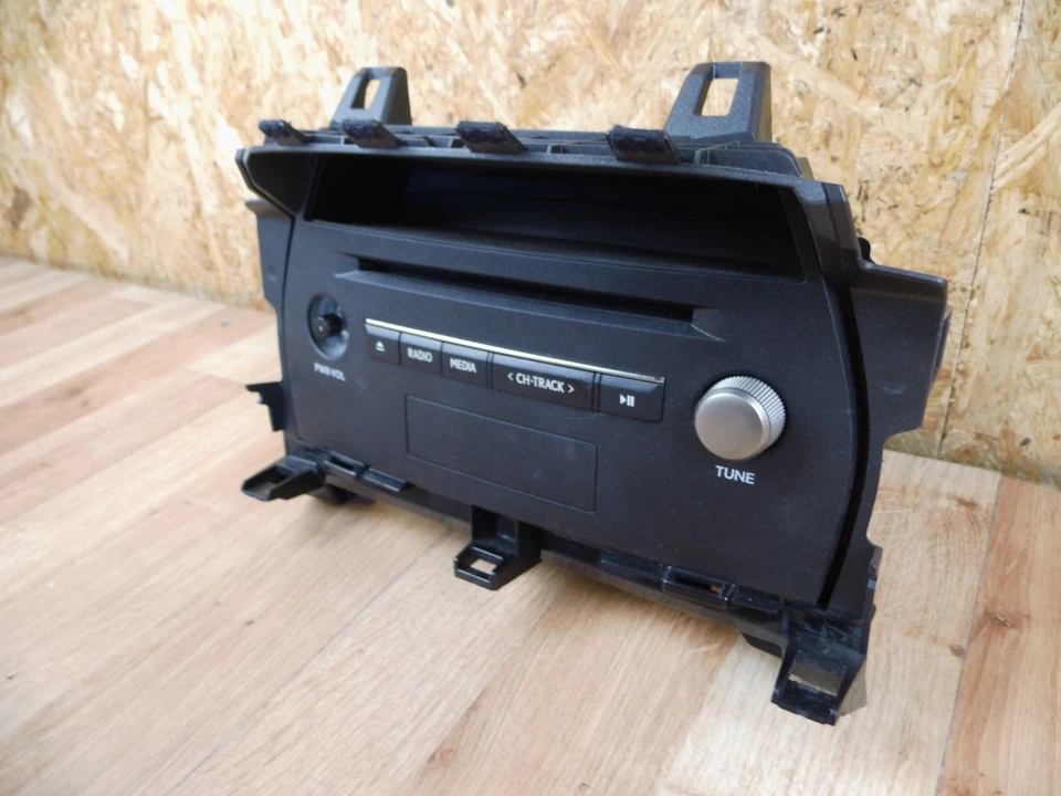 Lexus NX300H FACELIFT Einheit Radio CD Player 86120-78090" - Bild 2 von 4