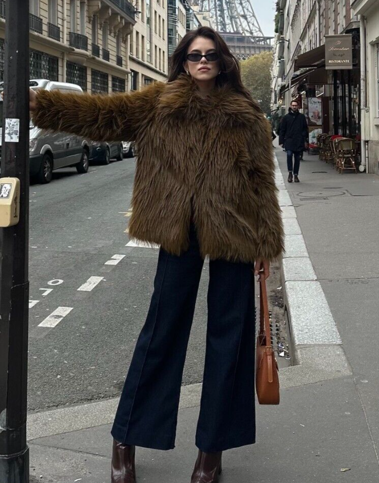 ZARA ブラウンファーショートジャケット 完売品 ZARA ショートファーコート ブラウン - メルカリ