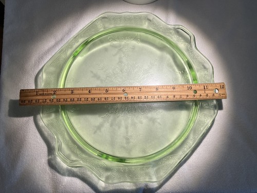 Anchor Hocking Princess Green Sandwich/Serving Plate Glass VTG Depression Glass - Picture 3 of 4