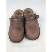 UGG Livia Chocolate Brown Leather Clogs Women 7.5 Shearling Lined Studded Mules