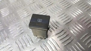 VW GOLF III Variant 1H5 Windschutzscheibe Heizung Schalter 1H0959621B 31404379