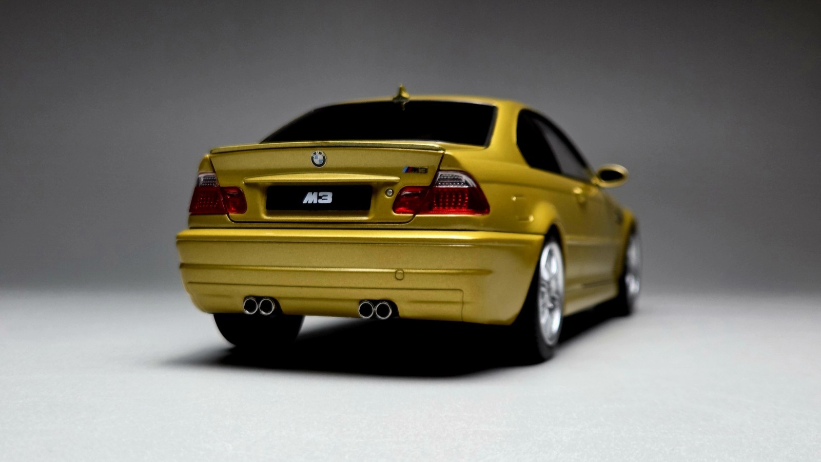 1:18 BMW M3 (E46) 2000 Giallo Metallizzato - Norev - Edizione Limitata 1000 pz. foto 4