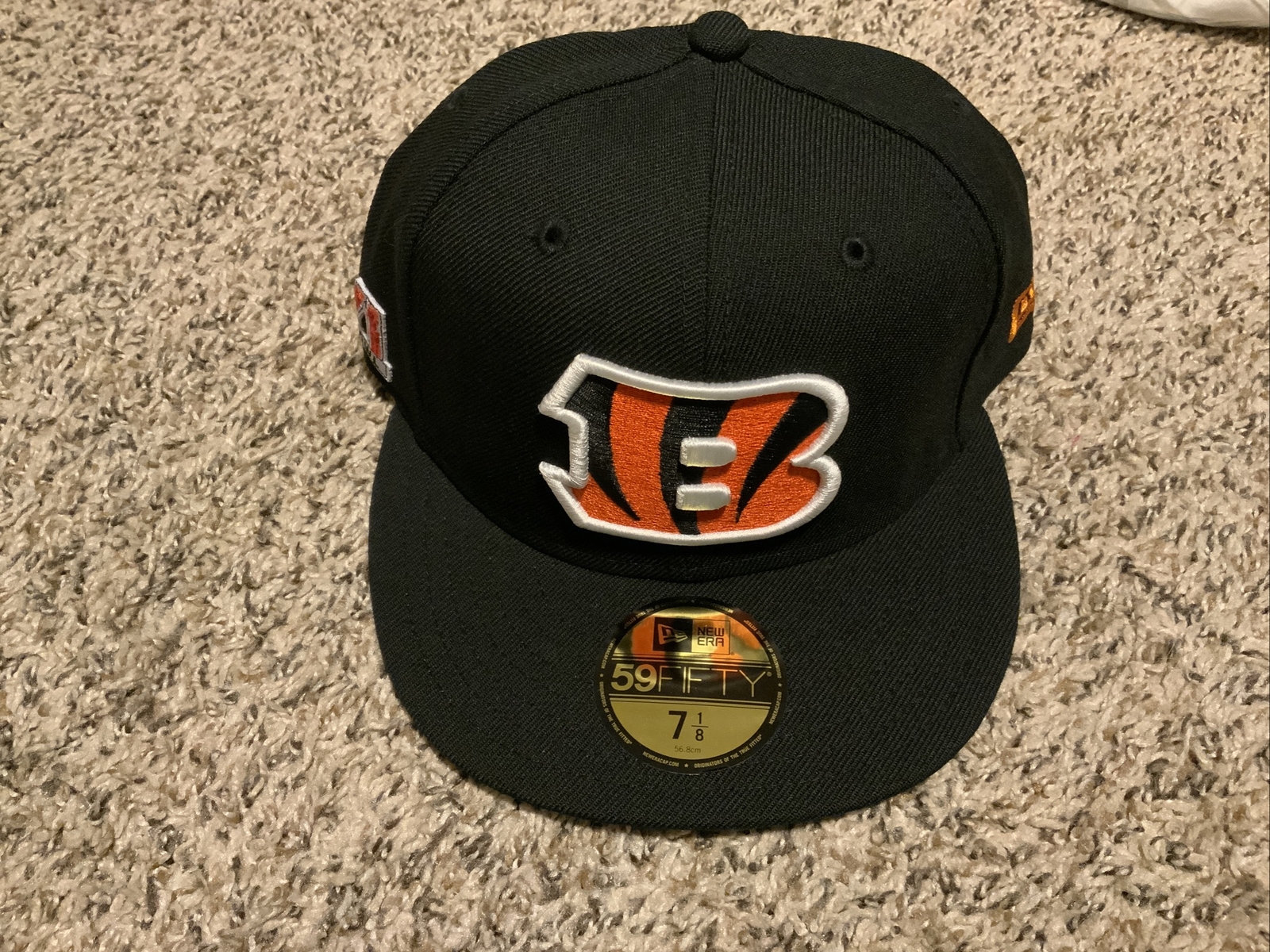 Picture 1 of 6