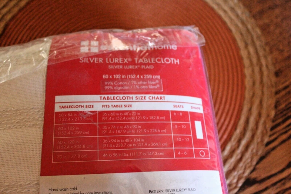 Essential Home Silver Lurex Plaid Tablecloth 60 X 102 White - Image 3 of 4