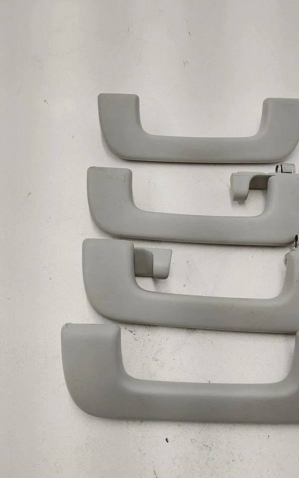 Audi A4 2015 juego de 4 manijas de agarre de techo OEM Foto 4 de 4
