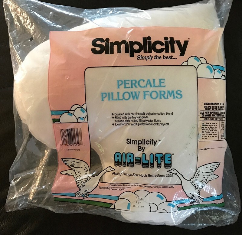 Simplicity | One Heart Shape Pillow Interior Insert | Percale | 16"