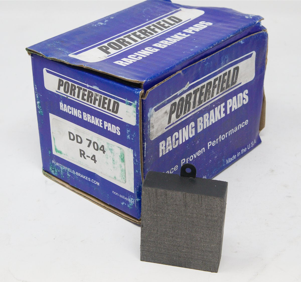 New Porterfield DD704 R4 racing brake pads, Set of 8, for Jaguar MGA Ferrari 250