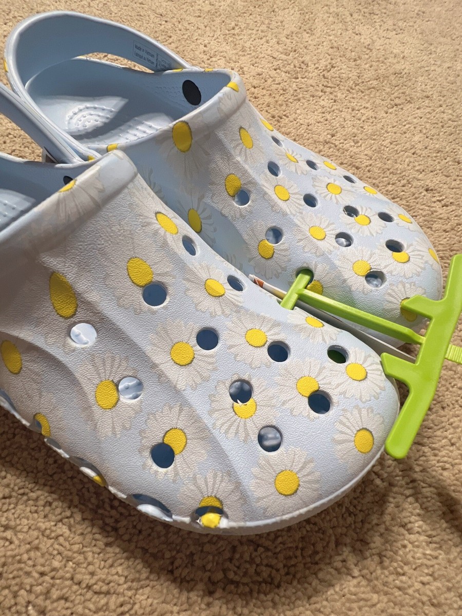Crocs Baya Seasonal Printed Light Blue Daisy Floral Clog Womens 12/Mens 10  NWT