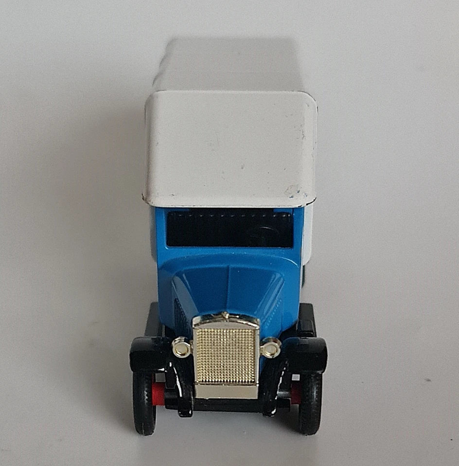 Authentic Lledo Morris Parcels Iglo Promotional Diecast Model Car Truck Toy UK - Image 3 of 4