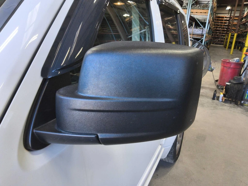 Espejo de puerta izquierdo usado se adapta a: 2007 Dodge Nitro Power calefactado L. con au del lado del pasajero Foto 2 de 4