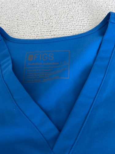 FIGS Scrub Set Zamora Joggers Size Small P & Catarina Top  size S