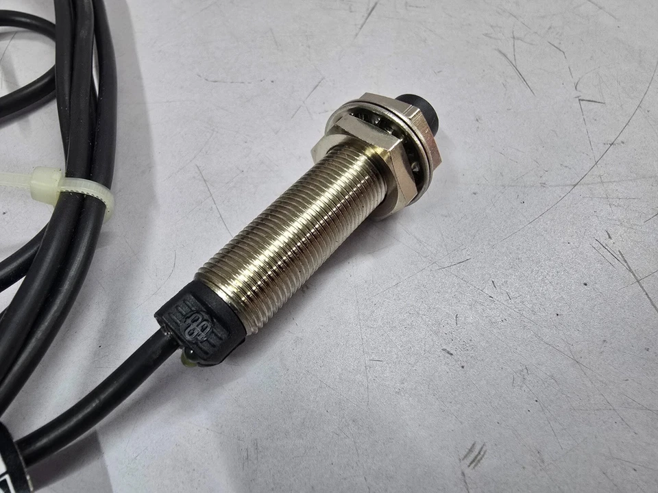 Reflex B0515K2LP Sensor 10-60V-200MA 692.2904.017 - Image 4 of 4