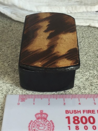 Vintage Paper Mache Snuff Box - Picture 3 of 7