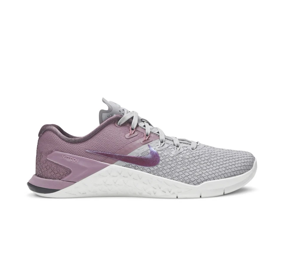 Nike (WMNS) Metcon 4 XD 'Grey True Berry' MUJERES Talla 7 Foto 2 de 4