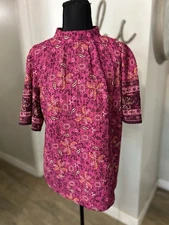 NWT Loft Women's Magenta Pink Paisley Mock Neck Top Short Sleeve Size Small