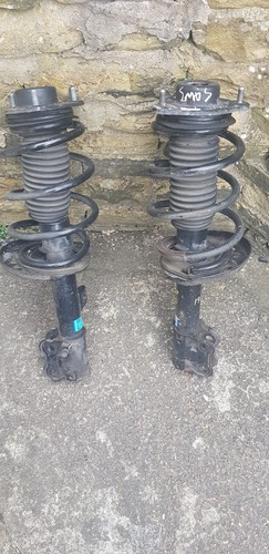 Hyundai i40 estate 2011-2017 front shockers Read description, for contact number - Picture 2 of 2
