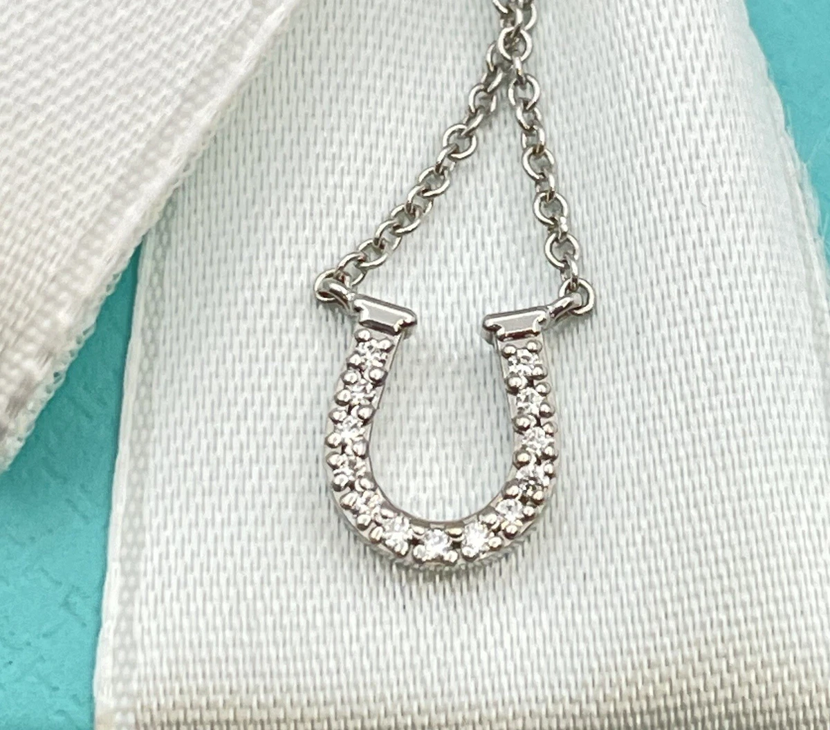 Diamond horseshoe 2024 necklace tiffany