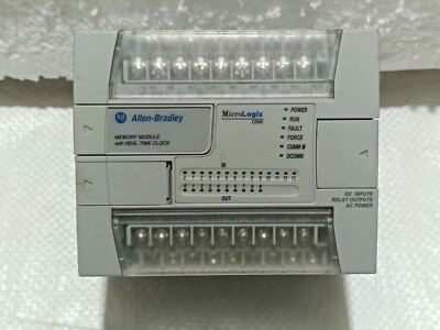 Allen Bradley 1762-L24BWA/C MicroLogix 1200 Controller 120/240VAC 14-In/10-Out