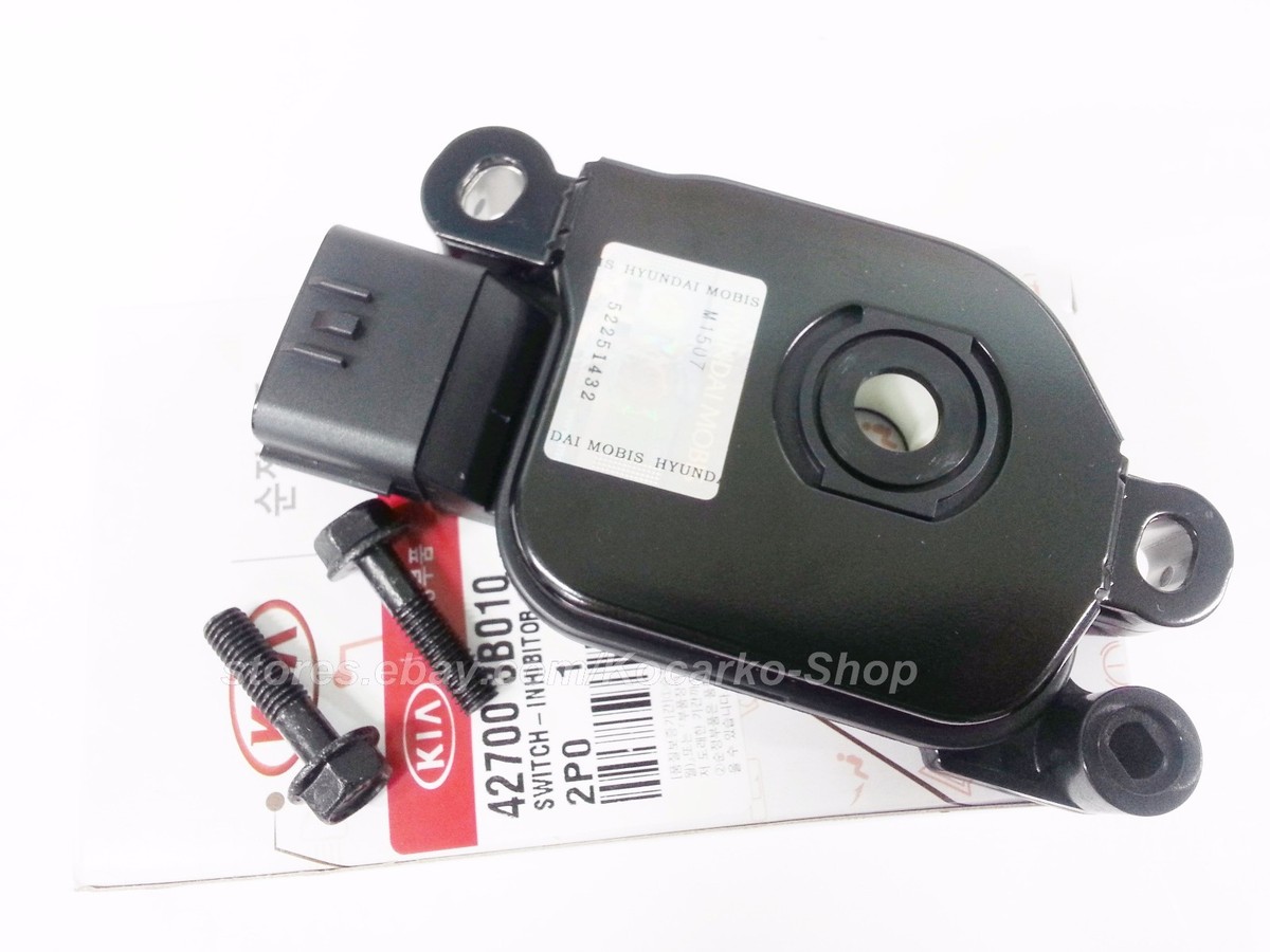 Horquilla Inf L Hyundai Elantra 17-20 Kia Forte 19-21 | Meses sin interés