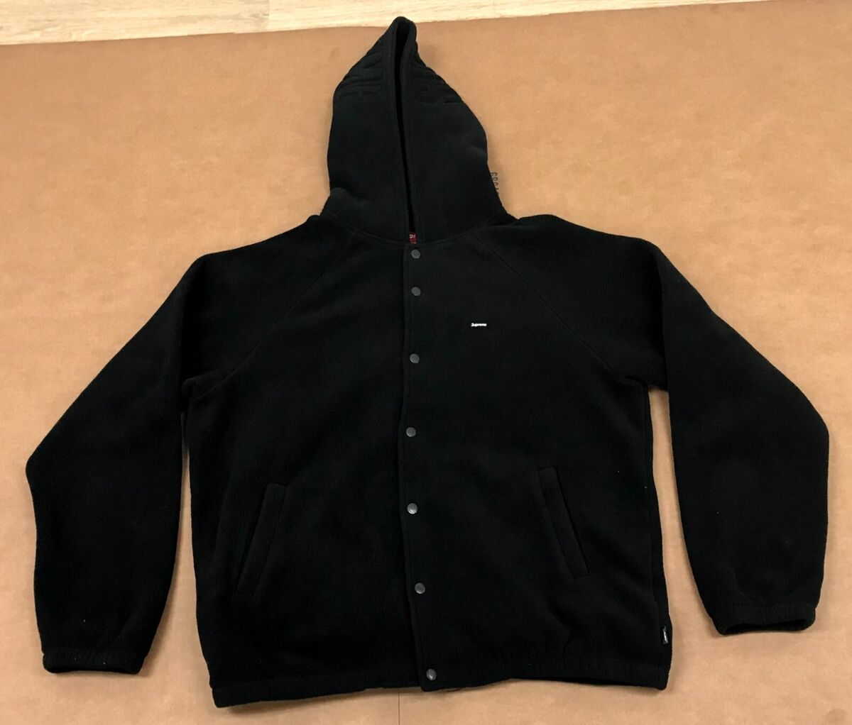 FW18 SUPREME POLARTEC FLEECE HOODED RAGLAN JACKET BLACK BOX FW18 SUPREME POLARTEC FLEECE HOODED RAGLAN JACKET BLACK BOX