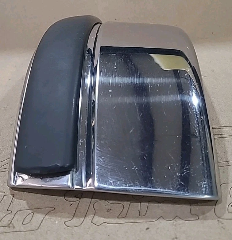 1991-1996 Roadmaster Estate Wagon Driver Side Rear Corner Chrome Molding Trim Foto 2 de 4