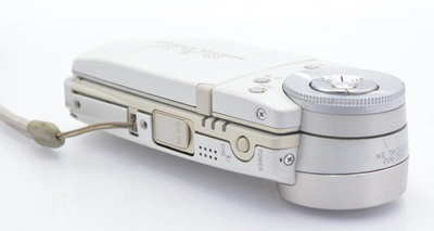 SONY Cyber-shot DSC-M2 White 5.1MP Compact Digital Camera F3.5～F4