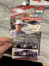 Chase Elliott 2015 Napa Nascar 1/64 Diecast Authentics Camaro 9