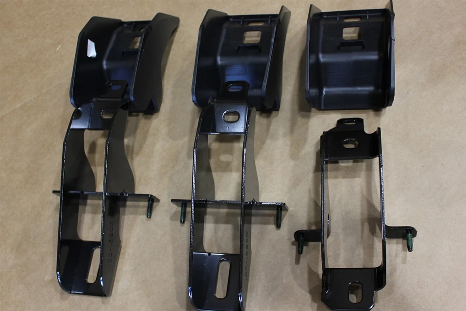 10-13 Wrangler Running Board Mounting Bracket Kit 68056175AC Jeep OEM Factory - Image 3 of 3