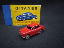 Q956 GITANES CIJ MICRO-MINIATURE RENAULT DAUPHINE ROUGE