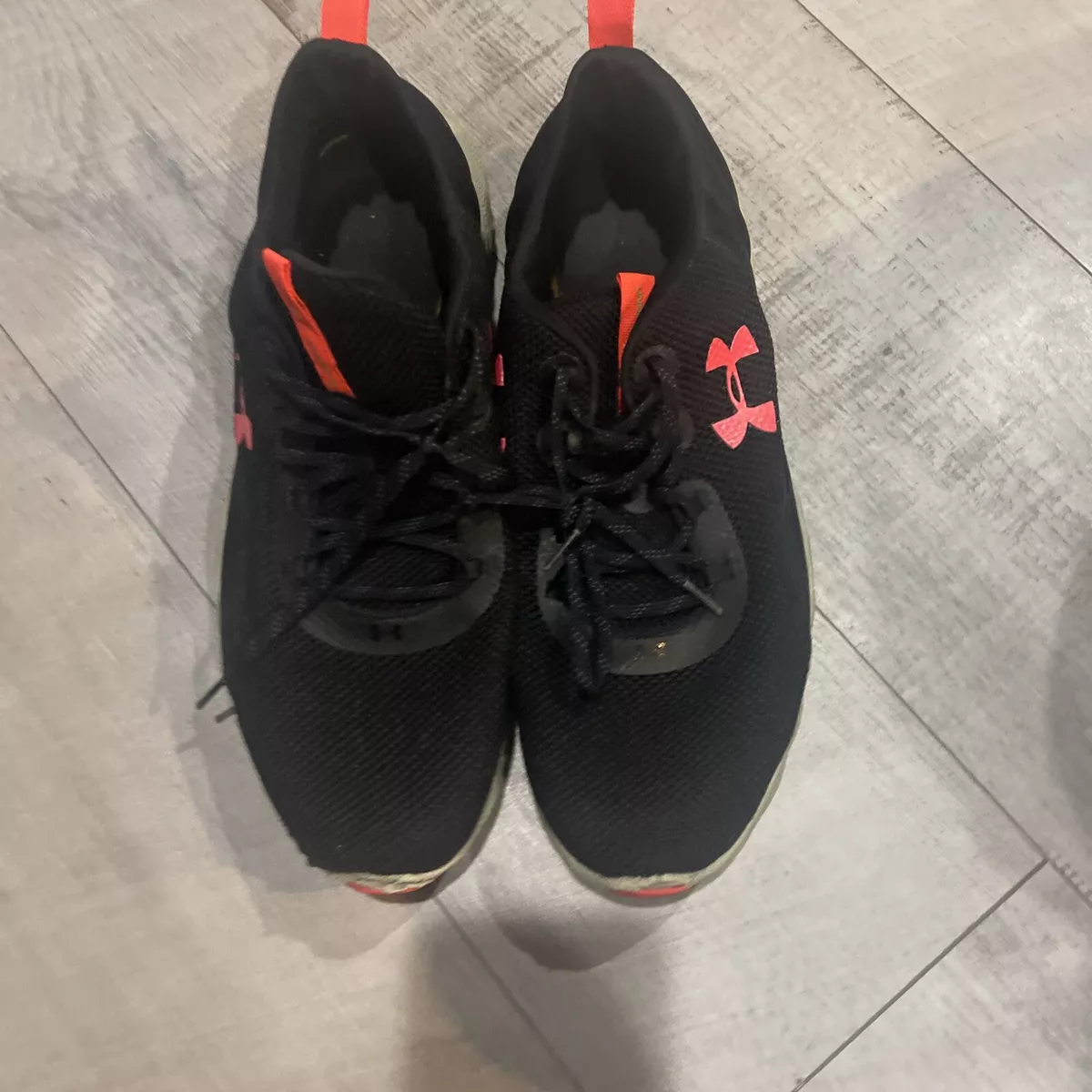 Under Armour Charged Will Trainers 3022038 001 Blk Beige Orange Sz 13