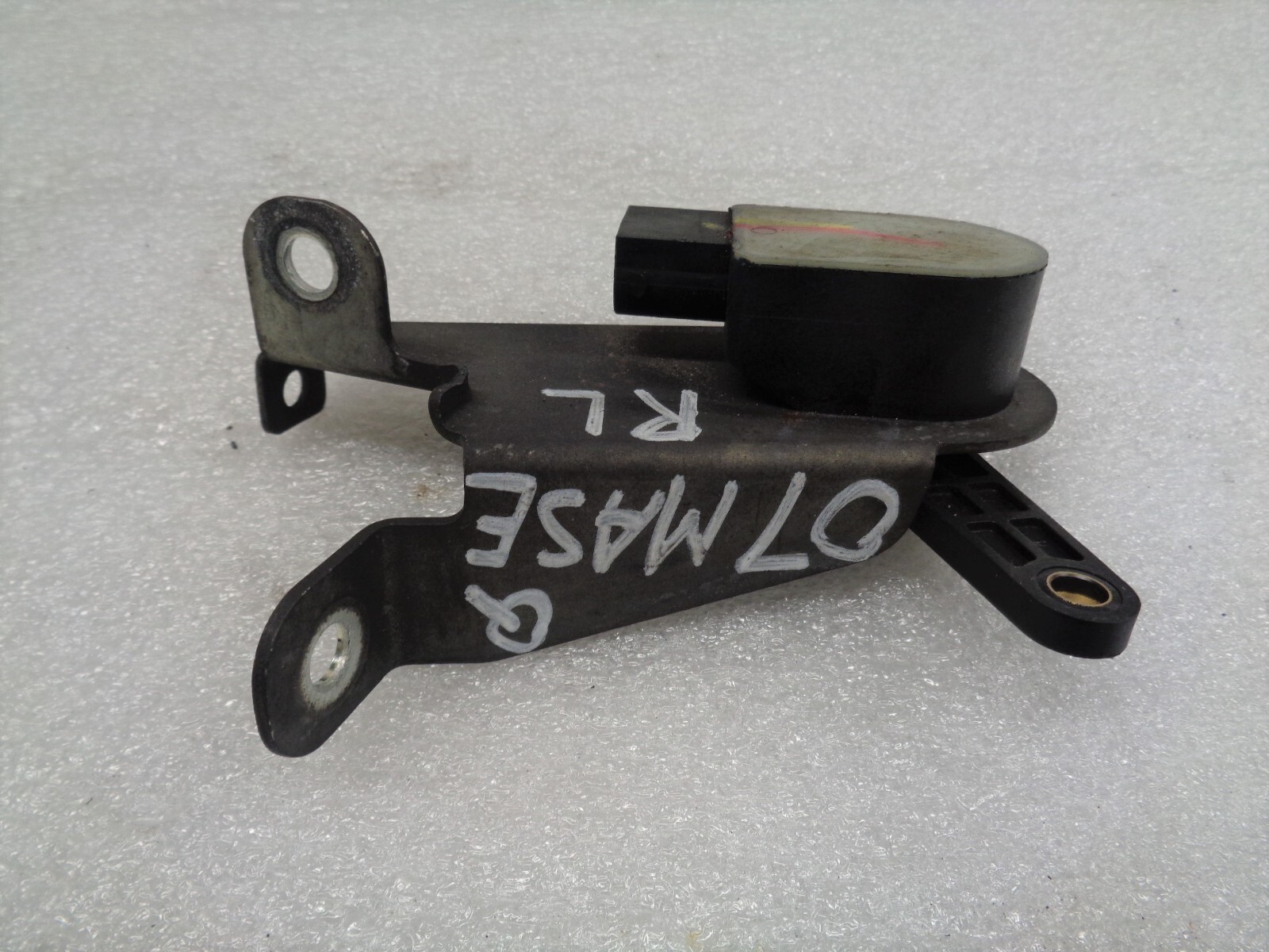 07 Maserati Quattroporte Rear Left Suspension Height Level Sensor OEM AK221092