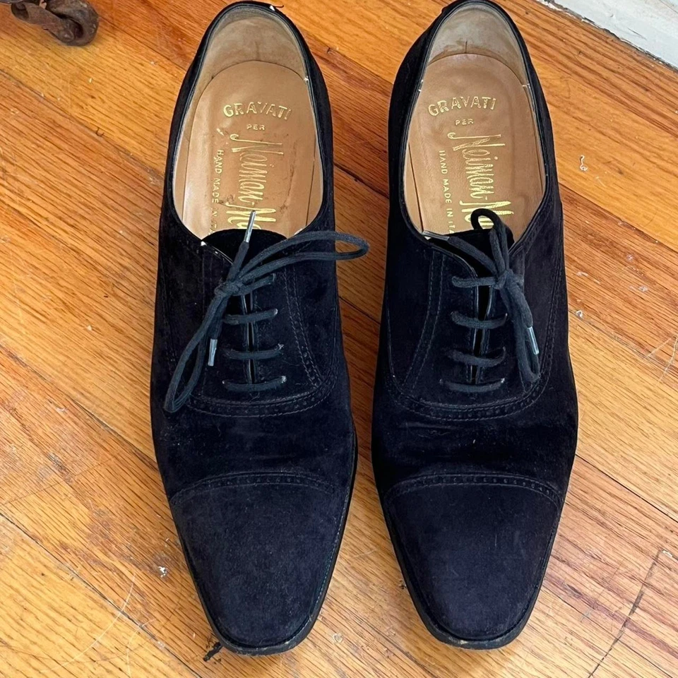 Vintage 1970s Gravati Italian Black Suede Leather Pointed Toe Oxford Pumps 8 - Image 3 of 4