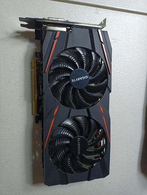 GIGABYTE Radeon RX 580 Gaming 8GB GDDR5 Graphic Card (GVRX580GAMING8G)