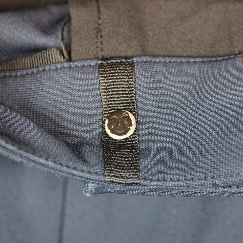 Lululemon Commission Shorts Men's 36 7" Inseam Blue Chino Performance - Image 4 of 4