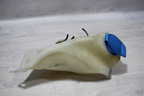 Wischwasserbehälter mit Pumpe 6N0955453H / J VW Polo 6N2 Bj,99