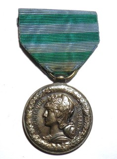 Médaille campagne Madagascar 1883 1886 colonies Empire Napoléon en argent 14 18