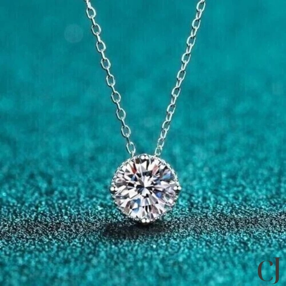 Colgante solitario de boda redondo de 2 quilates de oro blanco sólido de 14 quilates para ella Foto 4 de 4