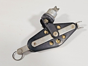 BARTON DOUBLE SAILING  BLOCK WITH CAM CLEAT AND BECKET NICE SEE PHOTOS