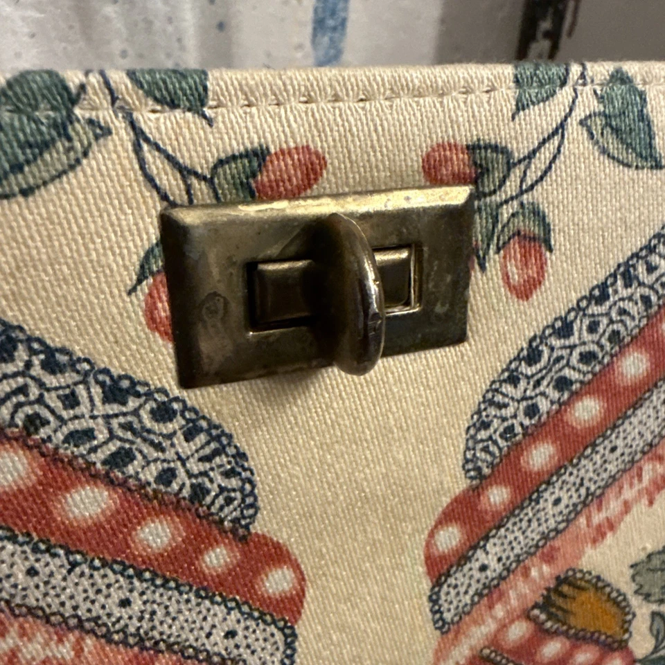 Cartera De Colección MCM Margaret Smith Gardiner Maine Crema Floral Abuela RARA Otoño Foto 3 de 4