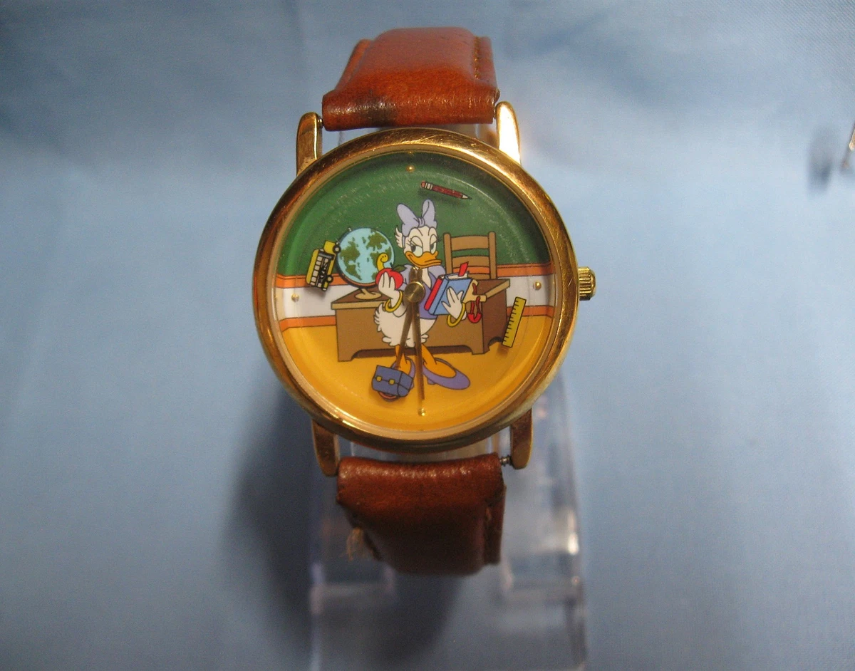 Disney Comics Collection‎ Watch Donald Daisy Duck MC0371 Vintage Y2K New in Tin Daisy Duck Disney Watches & Timepieces (1968-Now) for sale  main image 2