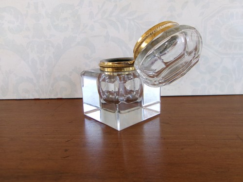 Antique Victorian Crystal Inkwell Cut Faceted Glass Brass Hinged Lid 3-1/2” Tall - Picture 11 of 13